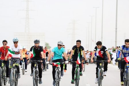 همایش بزرگ دوچرخه سواری در قم برگزار شد