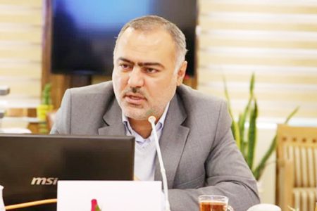 مخالفت استانداری با توسعه صنعت اصفهان با آب دریای عمان